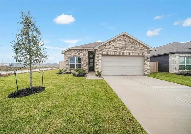 Photo 1 of Sale Pending at 782 Dewberry Rd, La Marque, TX 77568 | MLS# 31348761 | Listing updated on 2026-10-07