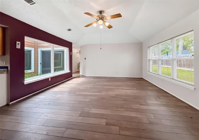 Photo 3 of Single family home for sale at 5519 Lynngate Dr, Spring, TX 77373 | MLS# 65319336 | Listing updated on 2026-10-13