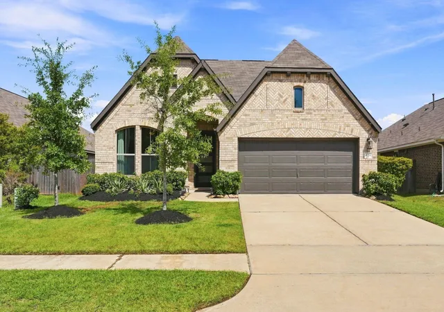 Photo 1 of Single family home for sale at 30970 Laurel Crk Ln, Conroe, TX 77385 | MLS# 17114193 | Listing updated on 2026-09-13