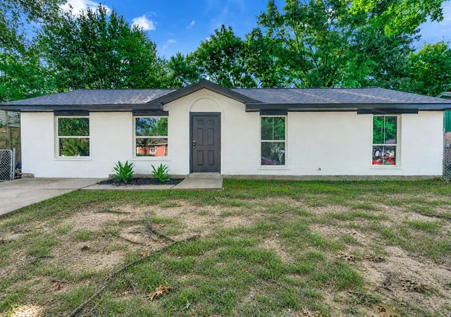 Photo 1 of Single family home for sale at 9814 Trumpet St, Houston, TX 77078 | MLS# 76440218 | Listing updated on 2026-09-11