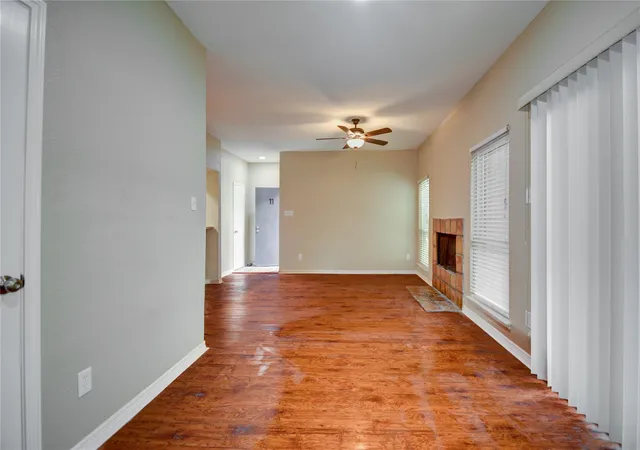 Photo 3 of Condo for sale at 1818 Augusta Dr #11, Houston, TX 77057 | MLS# 11206643 | Listing updated on 2026-09-22