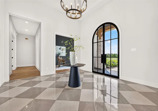 Photo 2 of Mansion for sale at 20218 Tealpointe Ridge Ln, Tomball, TX 77377 | MLS# 67160488 | Listing updated on 2026-10-06