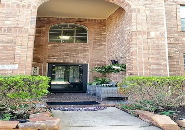 Photo 2 of Single family home for sale at 2307 Daneswood Ct, Spring, TX 77388 | MLS# 82080635 | Listing updated on 2026-09-12