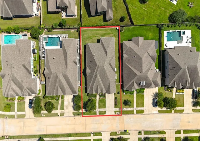 Photo 3 of Single family home for sale at 30411 Garden Glenn Ct, Fulshear, TX 77441 | MLS# 19867761 | Listing updated on 2026-09-05
