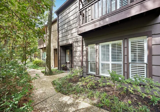 Photo 1 of Condo for sale at 11711 Memorial Dr #17, Houston, TX 77024 | MLS# 82048726 | Listing updated on 2026-09-25