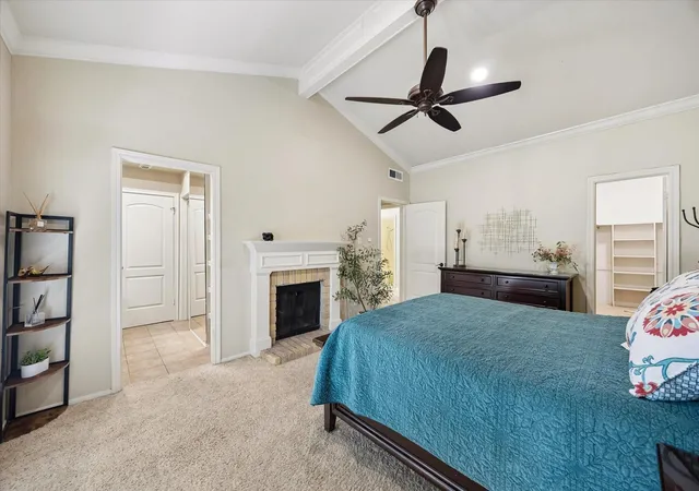 Photo 3 of Condo for sale at 11711 Memorial Dr #17, Houston, TX 77024 | MLS# 82048726 | Listing updated on 2026-09-25