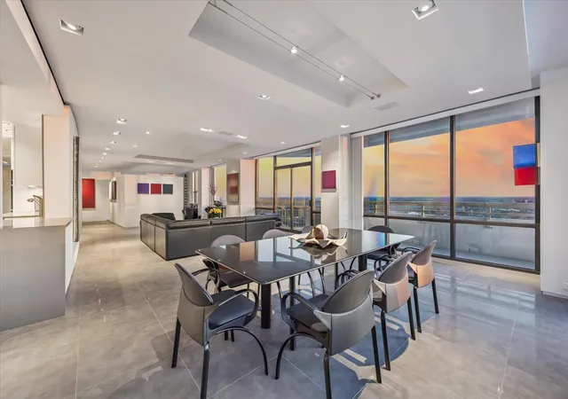 Photo 2 of Condo for sale at 15 Greenway Plz #29B, Houston, TX 77046 | MLS# 41977766 | Listing updated on 2026-09-24