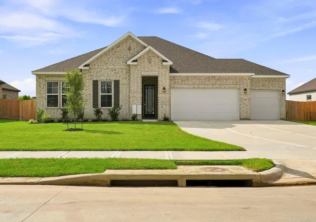 Photo 1 of Single family home for sale at 12026 Old Fashion Cir, Mont Belvieu, TX 77535 | MLS# 37369280 | Listing updated on 2026-10-04
