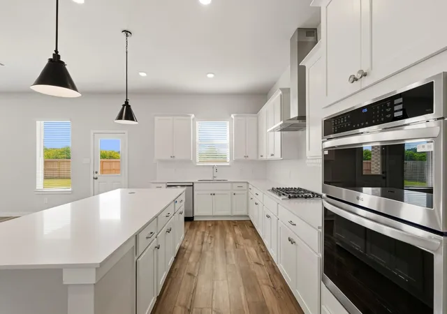 Photo 4 of Single family home for sale at 12026 Old Fashion Cir, Mont Belvieu, TX 77535 | MLS# 37369280 | Listing updated on 2026-10-04