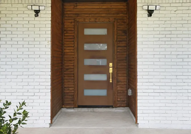 Photo 3 of Single family home for sale at 1903 Sedgie Dr, Houston, TX 77080 | MLS# 39622089 | Listing updated on 2026-09-23