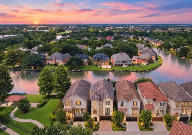 Photo 1 of Single family home for sale at 1122 Old Oyster Trl, Sugar Land, TX 77478 | MLS# 26100928 | Listing updated on 2026-09-23