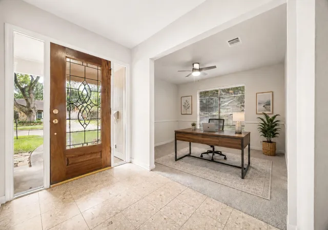 Photo 3 of Single family home for sale at 114 Camellia St, Sugar Land, TX 77478 | MLS# 97069986 | Listing updated on 2026-09-28