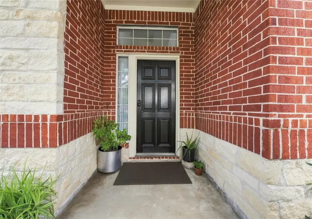 Photo 4 of Single family home for sale at 3003 Rancher Holw Ct, Manvel, TX 77578 | MLS# 3993857 | Listing updated on 2026-09-10