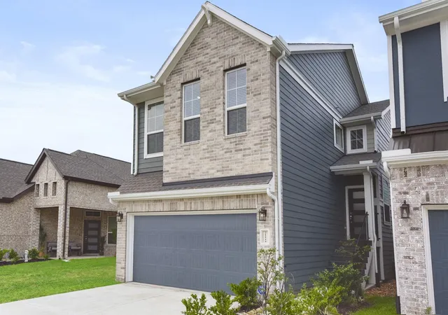 Photo 2 of Single family home for sale at 21118 Garden Palm Dr, Cypress, TX 77433 | MLS# 71200565 | Listing updated on 2026-09-11