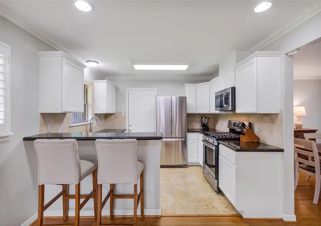 Photo 4 of Single family home for sale at 4415 Spellman Rd, Houston, TX 77035 | MLS# 36686793 | Listing updated on 2026-09-19