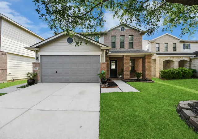 Photo 1 of Single family home for sale at 13915 Prosperity Ridge Dr, Houston, TX 77048 | MLS# 26503469 | Listing updated on 2026-09-11
