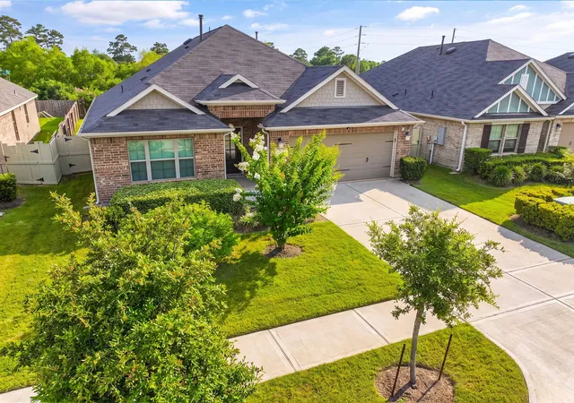 Photo 4 of Single family home for sale at 10289 S Goshawk Trl, Conroe, TX 77385 | MLS# 34166133 | Listing updated on 2026-09-14
