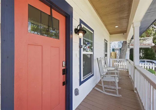 Photo 3 of Single family home for sale at 3511 Ave Q, Galveston, TX 77550 | MLS# 10179193 | Listing updated on 2026-09-13