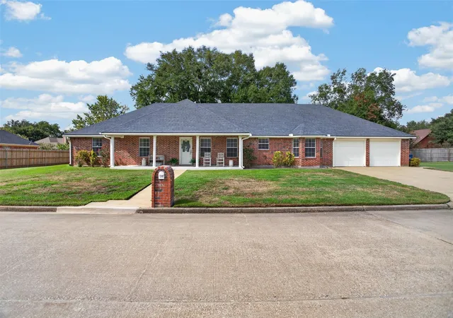 Photo 1 of Sale Pending at 1307 Mary Lee Ln, Crockett, TX 75835 | MLS# 54625898 | Listing updated on 2026-10-02