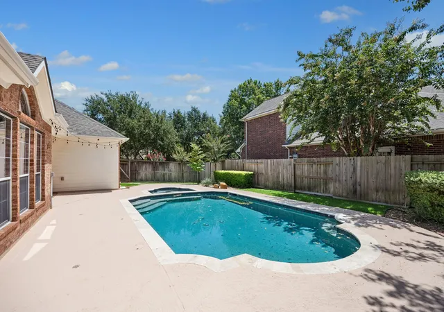Photo 1 of Single family home for sale at 1007 Longdraw Dr, Katy, TX 77494 | MLS# 48027431 | Listing updated on 2026-09-11