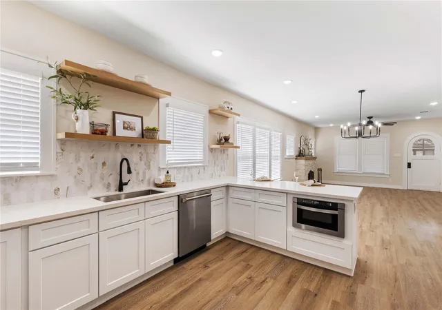 Photo 3 of Single family home for sale at 908 Key St, Houston, TX 77009 | MLS# 61582293 | Listing updated on 2026-09-19