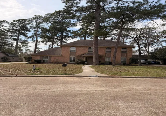 Single family home for sale at 12019 Indian Wells Dr, Houston, TX 77066 | MLS# 34316570