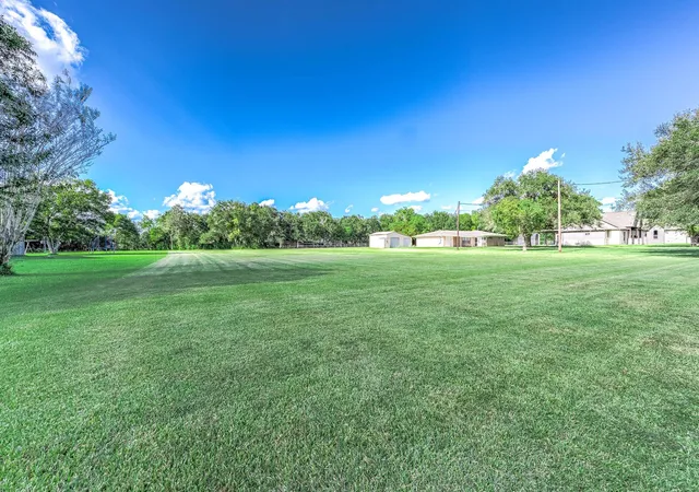 Photo 4 of Land for sale at 00 Mustang Dr, Alvin, TX 77511 | MLS# 49626457 | Listing updated on 2026-09-20