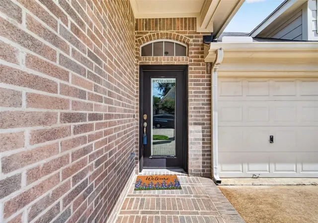 Photo 2 of Single family home for sale at 17814 N White Tail Ct, Houston, TX 77084 | MLS# 34800355 | Listing updated on 2026-09-18