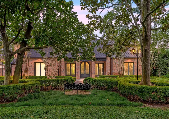 Photo 1 of Mansion for sale at 11518 Shadow Way, Houston, TX 77024 | MLS# 98844793 | Listing updated on 2026-09-13
