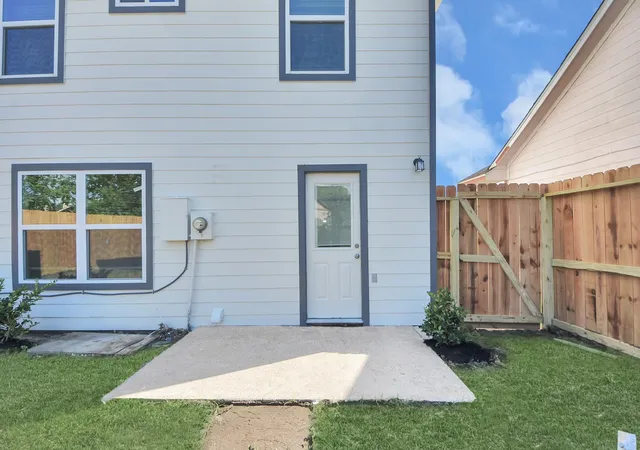 Photo 2 of Single family home for sale at 15141 Sheffield Ter, Channelview, TX 77530 | MLS# 26460313 | Listing updated on 2026-10-08