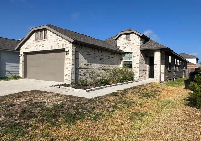 Photo 2 of Single family home for sale at 1131 Bluebonnet Trl, Bellville, TX 77418 | MLS# 75790282 | Listing updated on 2026-09-11