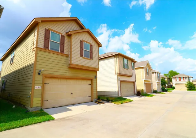 Photo 2 of Single family home for sale at 18815 Glen Ryder Ct, Houston, TX 77073 | MLS# 61459325 | Listing updated on 2026-09-14