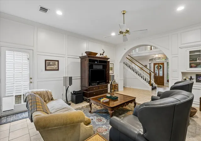 Photo 2 of Single family home for sale at 6015 Spanish Oak Way, Spring, TX 77379 | MLS# 37926739 | Listing updated on 2026-09-22