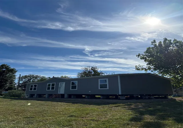 Photo 3 of Single family home for sale at 123 Reuben White Dr, Crosby, TX 77532 | MLS# 25614532 | Listing updated on 2026-09-24