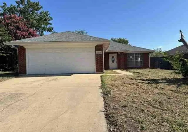 Photo 1 of Single family home for sale at 5554 Northfield Dr, Fort Worth, TX 76179 | MLS# 66704385 | Listing updated on 2026-09-11