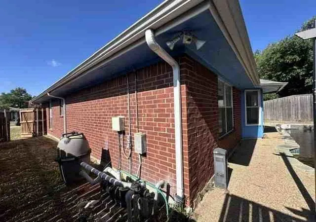 Photo 3 of Single family home for sale at 5554 Northfield Dr, Fort Worth, TX 76179 | MLS# 66704385 | Listing updated on 2026-09-11