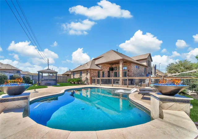 Photo 3 of Single family home for sale at 3026 Frost Cor Pl, Richmond, TX 77406 | MLS# 975503 | Listing updated on 2026-10-08
