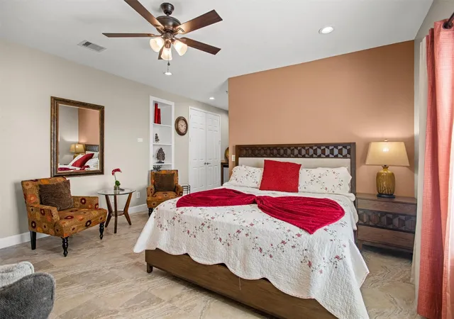 Photo 4 of Condo for sale at 7039 Kingston Cvs Ln #310, Willis, TX 77318 | MLS# 3174948 | Listing updated on 2026-09-23