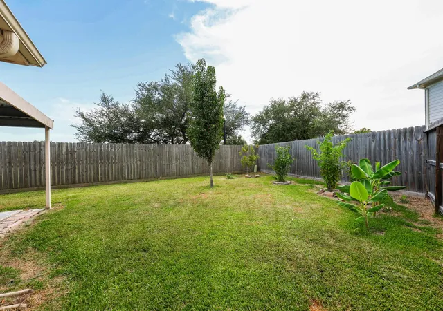 Photo 3 of Single family home for sale at 5233 Ridgecrest Dr, La Porte, TX 77571 | MLS# 42630211 | Listing updated on 2026-09-09