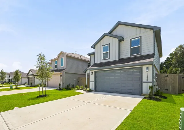 Photo 3 of Single family home for sale at 14385 Tawny St, Splendora, TX 77372 | MLS# 17105989 | Listing updated on 2026-09-17