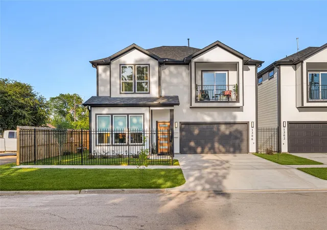 Photo 3 of Single family home for sale at 1306 Grove St, Houston, TX 77020 | MLS# 86667600 | Listing updated on 2026-09-22