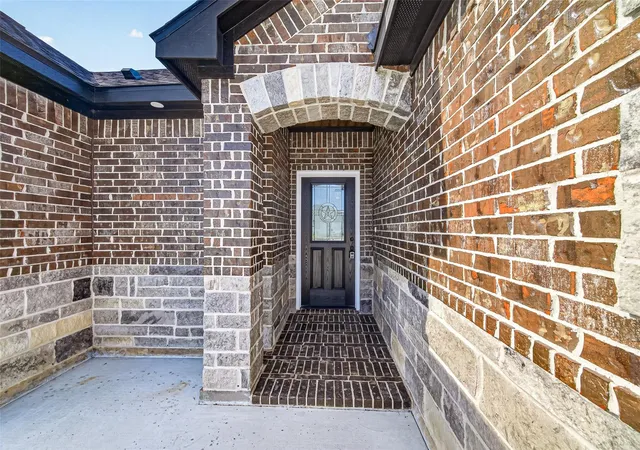 Photo 3 of Single family home for sale at 1022 Exotic Pine Dr, Huffman, TX 77336 | MLS# 46289150 | Listing updated on 2026-09-19