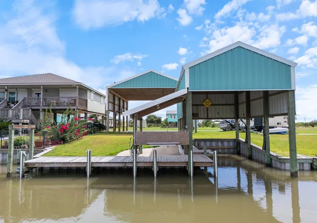 Photo 1 of Land for sale at 3569 County Rd 202, Bay City, TX 77414 | MLS# 38906663 | Listing updated on 2026-09-15