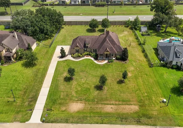 Photo 3 of Single family home for sale at 8518 Lofty Pines, Richmond, TX 77406 | MLS# 42702708 | Listing updated on 2026-09-23
