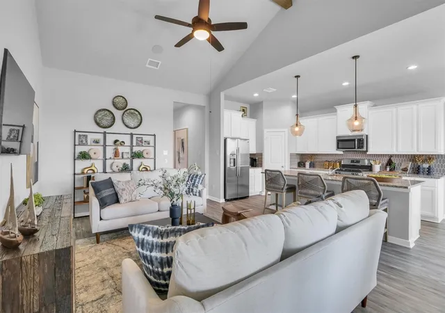 Photo 2 of Single family home for sale at 13301 Golden Isle Dr, La Marque, TX 77568 | MLS# 39878941 | Listing updated on 2026-09-19