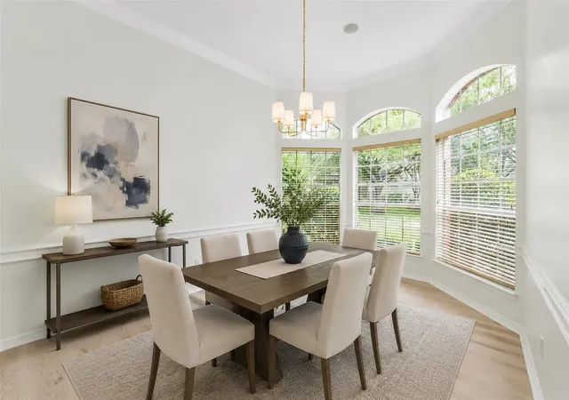 Photo 4 of Single family home for sale at 6885 Tournament Dr, Houston, TX 77069 | MLS# 48629911 | Listing updated on 2026-09-19