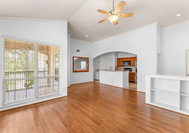 Photo 3 of Condo for sale at 6607 Lake Woodlands Dr #431, The Woodlands, TX 77382 | MLS# 83793557 | Listing updated on 2026-10-05