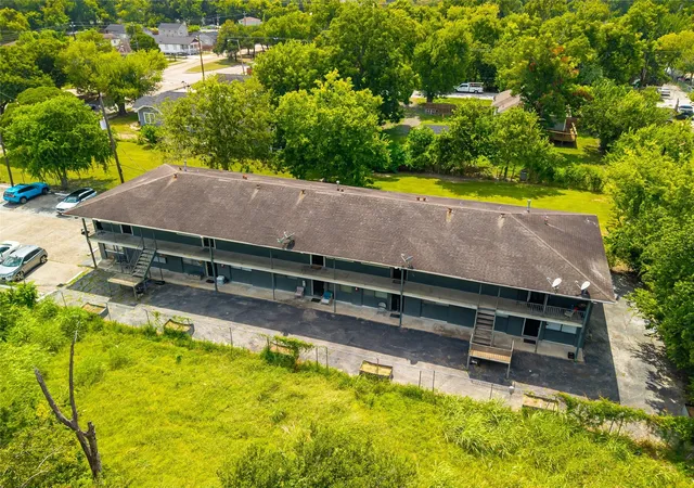 Photo 6 of Multi family home for sale at 4613 Cavalcade St #10, Houston, TX 77026 | MLS# 55200975 | Listing updated on 2026-09-02