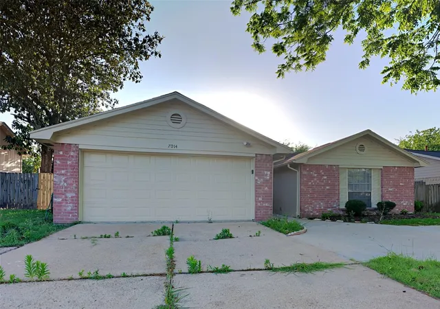 Photo 1 of Single family home for sale at 7014 Navidad Rd, Houston, TX 77083 | MLS# 3825678 | Listing updated on 2026-09-20