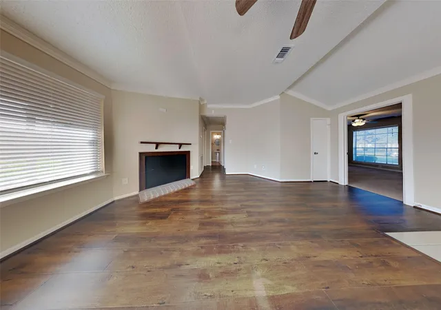 Photo 3 of Single family home for sale at 7014 Navidad Rd, Houston, TX 77083 | MLS# 3825678 | Listing updated on 2026-09-20